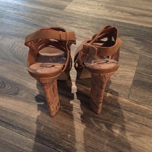 G by Guess Platform Cork Heel Sandals Size 7.5 - Picture 2 of 5